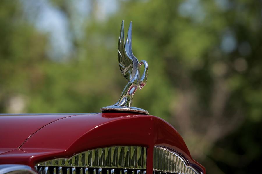  Packard Model Super Eight 1104 Convertible Victoria 1934 года  (фото 5 из 9)